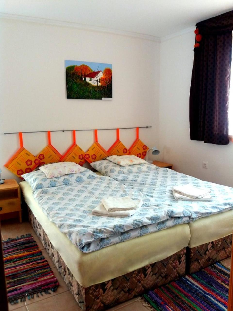 Hotel Julia Vendeghaz Sarrod Zewnętrze zdjęcie