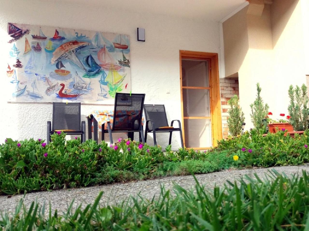 Hotel Julia Vendeghaz Sarrod Zewnętrze zdjęcie
